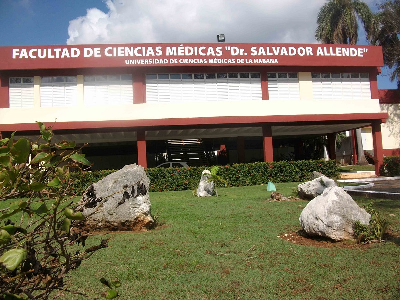 Una visita bien recibida en una Facultad de Ciencias médicas de La Habana