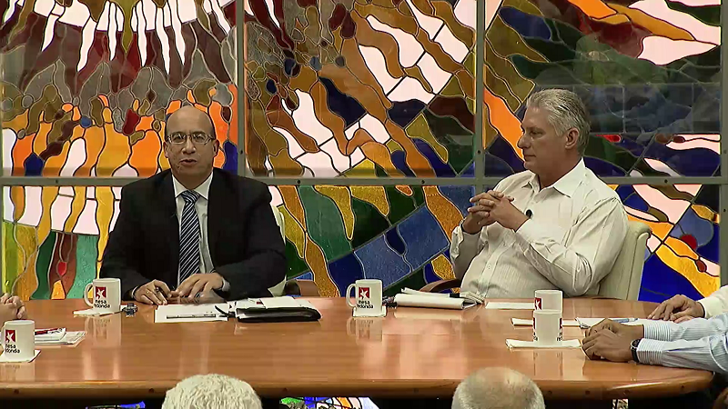 Comparece Presidente cubano en Mesa Redonda para informar sobre nuevas medidas energ�ticas 