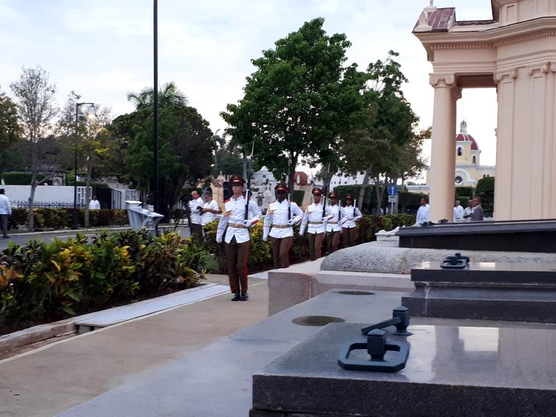 Raúl y Díaz-Canel presiden homenaje a Máximo Gómez (+Fotos y vídeo) Según el Doctor Eusebio Leal lo distinguió siempre su voluntad de hierro.