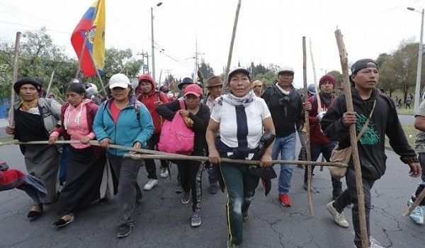 Vive Ecuador jornada de alta tensi�n con huelga general convocada por el movimiento ind�gena