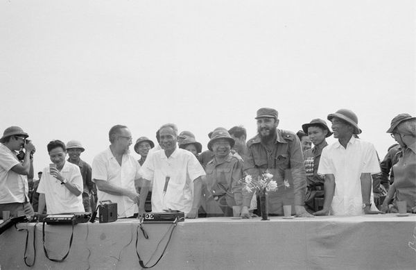 Vietnam y Ho Chi Minh en la visión de Martí y de Fidel