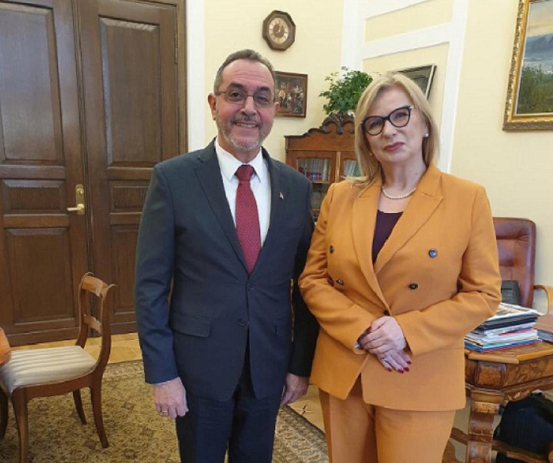 Vice president of the Polish parliament receives Cuban ambassador