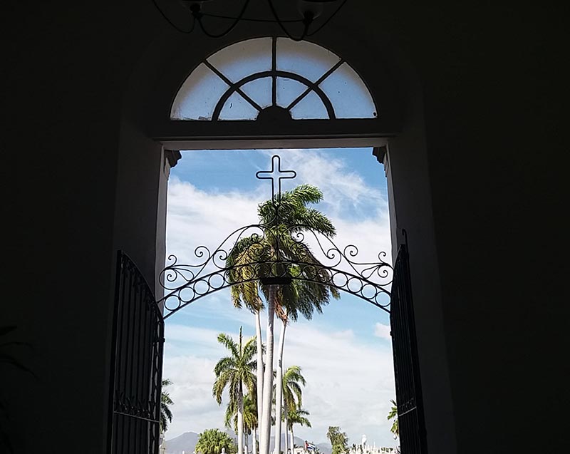Cementerio Santa Ifigenia, Monumento Nacional. Foto: Mabel Pe�a