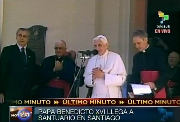 El Papa Benedicto XVI visita Santuario de la Virgen de la Caridad del Cobre. 27 de marzo de 2012. Foto: TeleSUR / Radio Rebelde El Papa Benedicto XVI visita Santuario de la Virgen de la Caridad del Cobre. 27 de marzo de 2012. Foto: TeleSUR / Radio Rebelde