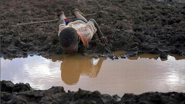 Un importante hallazgo: África y su reserva de agua. Un importante hallazgo: África y su reserva de agua.