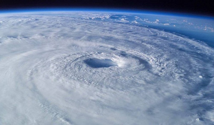 �Qui�n les pone el nombre a los huracanes?