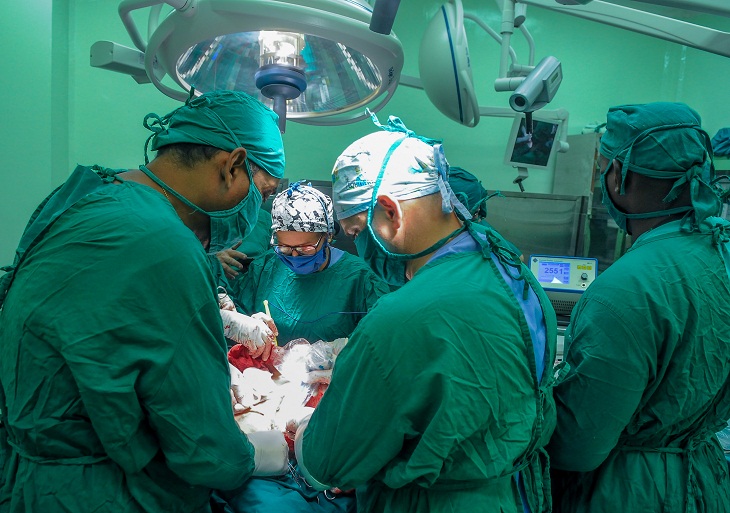 Aplica Cuba por primera vez novedoso proceder quirúrgico en paciente con cáncer de mama