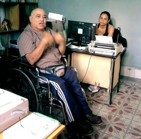 Gracias a la Revoluci�n que me ha dado tanto. Foto: Olivares Ch�vez