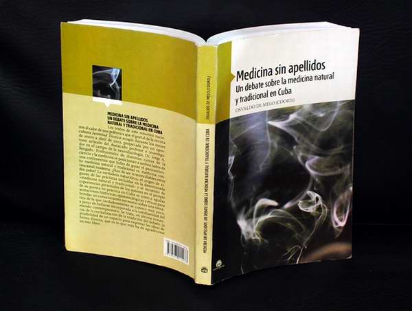 La ciencia tiene la última palabra, libro Medicina sin Apellidos. Foto Abel Rojas