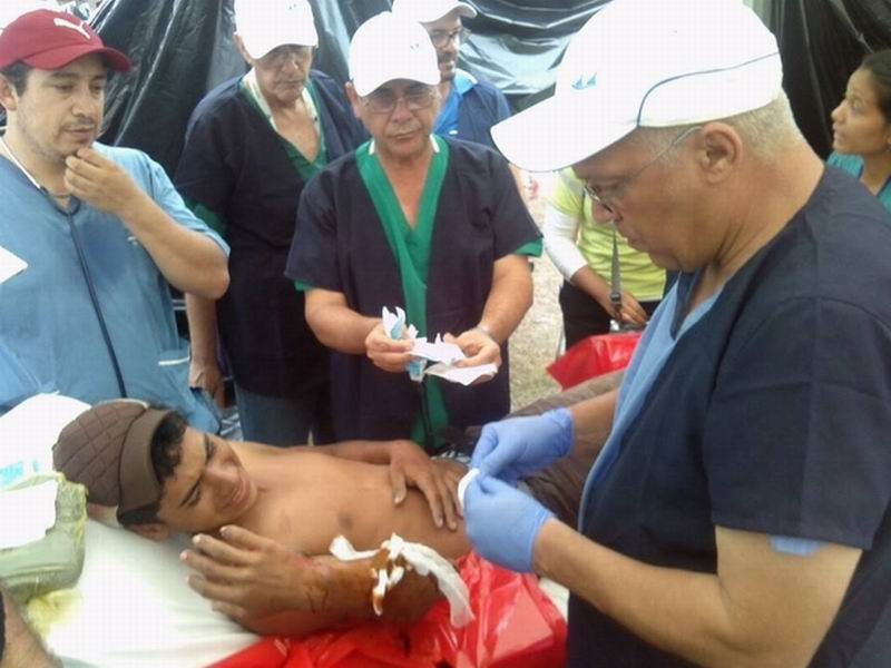 Acompaña brigada médica cubana recuperación en Ecuador