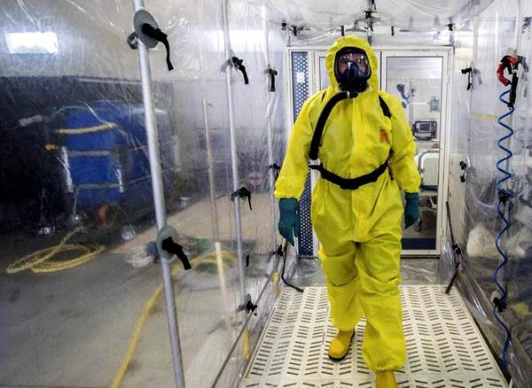 Un traje más seguro para el ébola