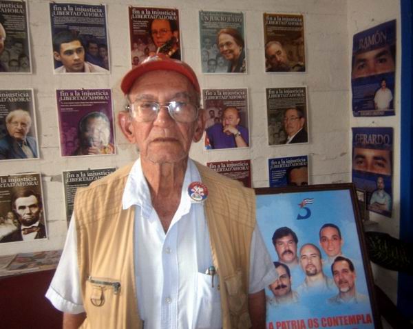 Hemos visto como la Patria contempla orgullosa a los 5. Foto: Mireya Ojeda Hemos visto como la Patria contempla orgullosa a los 5. Foto: Mireya Ojeda