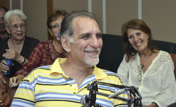 Se hizo la luz. Foto Abel Rojas Barallobre.