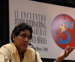 En la mañana de este viernes falleció en La Habana Roberto González Sehwerert, destacado abogado que dedicó los últimos años de su vida a la causa de la liberación de su hermano René y los otros cuatro antiterroristas cubanos En la mañana de este viernes falleció en La Habana Roberto González Sehwerert, destacado abogado que dedicó los últimos años de su vida a la causa de la liberación de su hermano René y los otros cuatro antiterroristas cubanos