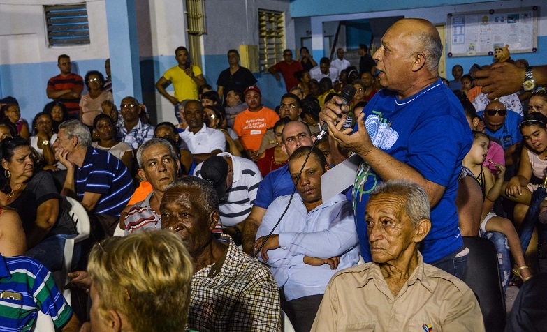 Esteban Lazo: La Revolución no para de hacer cosas por el pueblo Esteban Lazo: La Revolución no para de hacer cosas por el pueblo
