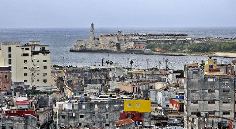 Castillo del Morro: un vigilante a la entrada de la Bah�a 