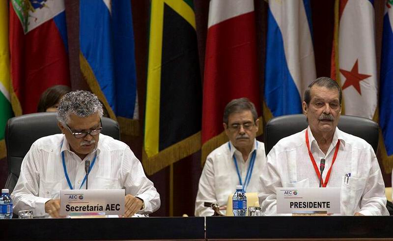 El encuentro comenz� con las palabras del Vicecanciller cubano Abelardo Moreno, anfitri�n de la cita. Foto: Ismael Francisco