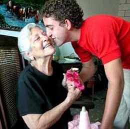 Abuela y su nieto