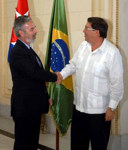 Canciller cubano recibe a su homólogo brasileño. Foto AIN Canciller cubano recibe a su homólogo brasileño. Foto AIN