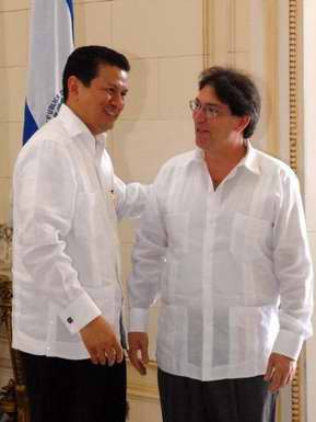 Cancilleres de Cuba y El salvador 