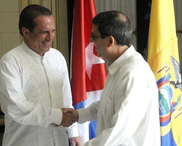 Cancilleres de Cuba y Ecuador sostienen encuentro oficial. Foto Abel Padrón