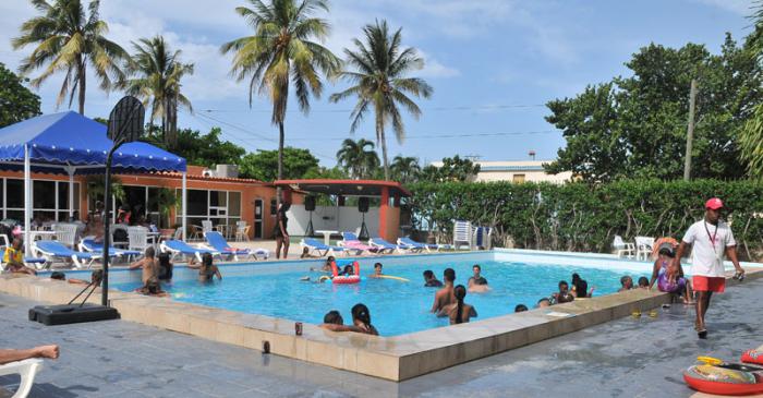 En La Habana j�venes y estudiantes a Ritmo de Festival