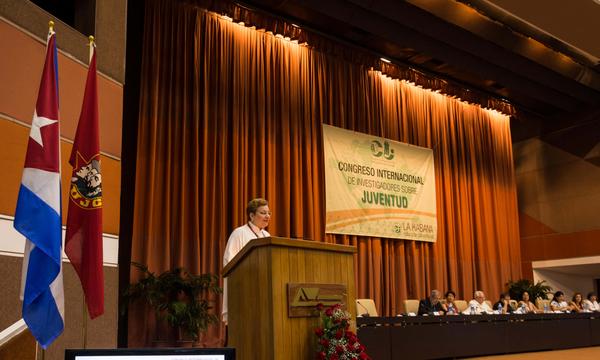 An�lisis: Desaf�os de los j�venes cubanos