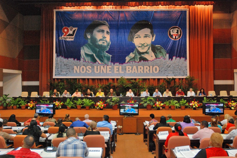 Continúa el debate cederista en el Palacio de Convenciones