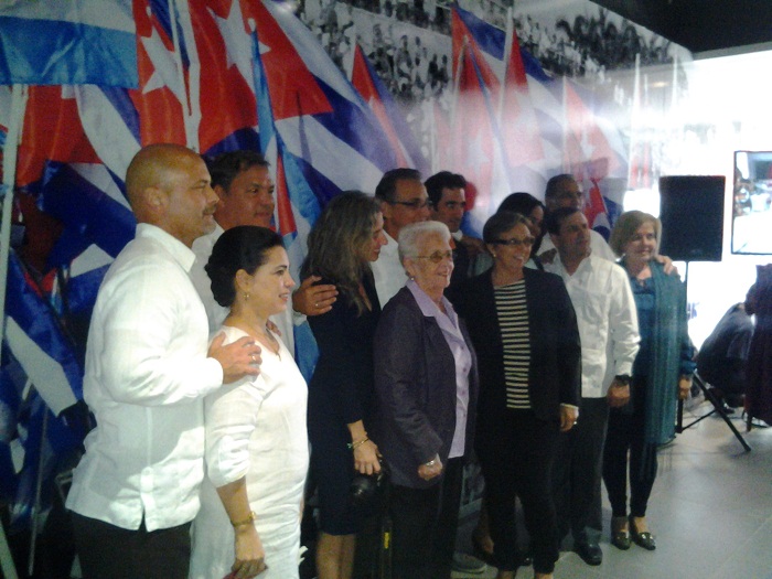 Cuban Five become members of the Communist Party