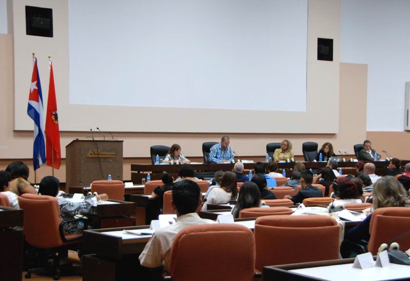 Cuba Debates Realities and Challenges of Young People
