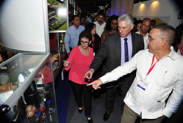 Visita Díaz-Canel Feria Alimentaria 2.0. (+Fotos)