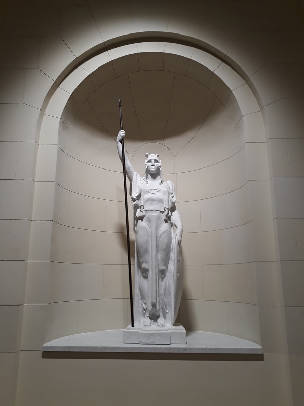 La Estatua de la República, una dama llamada Cuba