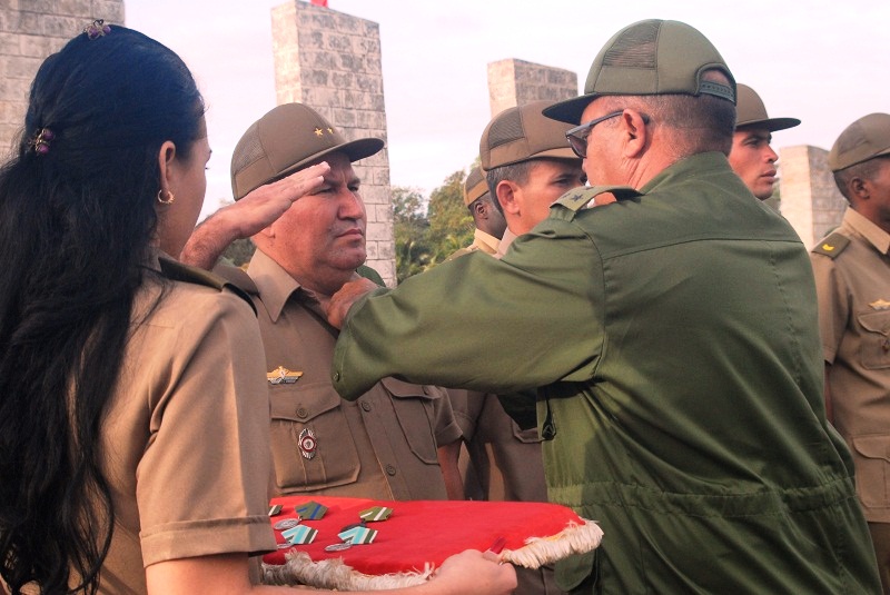 Por la Defensa de la Patria Socialista 