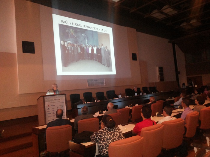 Destacan visi�n de Fidel en el sector inform�tico cubano 