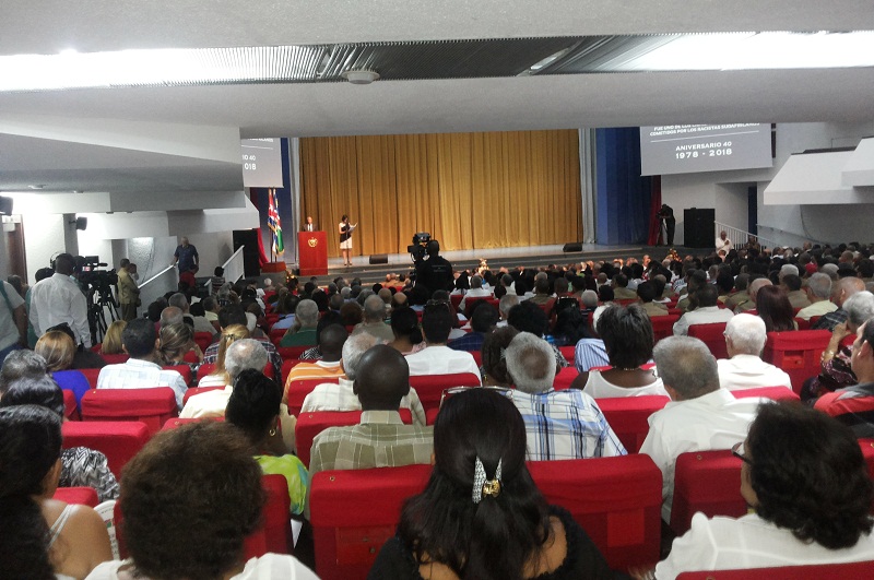 Conmemoran aniversario 40 de la masacre de Cassinga