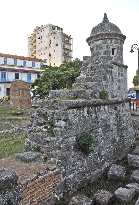La Muralla de La Habana Vieja