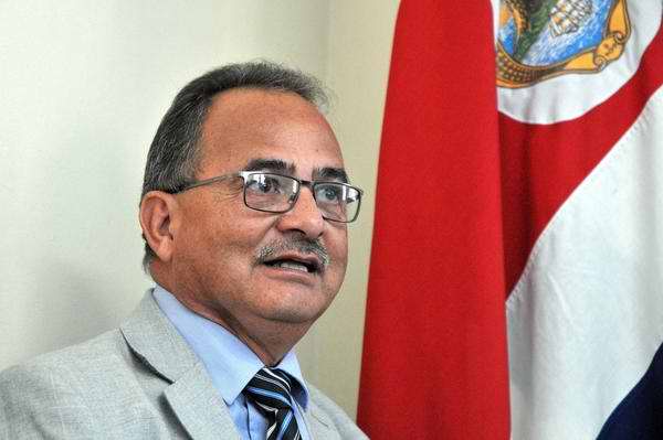 El embajador de Costa Rica en Cuba, Hubert Mndez Acosta, declar que la II Cumbre de la Comunidad de Estados Latinoamericanos y Caribeos (Celac), confirmar la decisin de la regin de avanzar en su proceso de integracin. Foto Abel Ernesto El embajador de Costa Rica en Cuba, Hubert Mndez Acosta, declar que la II Cumbre de la Comunidad de Estados Latinoamericanos y Caribeos (Celac), confirmar la decisin de la regin de avanzar en su proceso de integracin. Foto Abel Ernesto