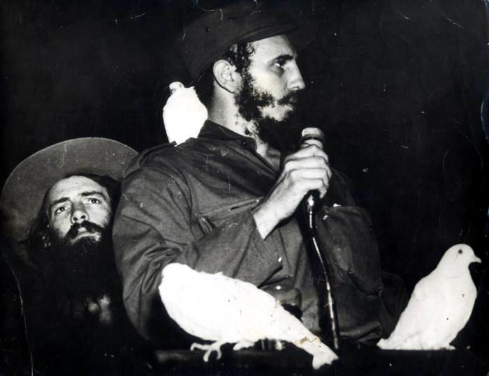El cienfueguero Morejón no olvida las palomas posadas en el hombro de Fidel