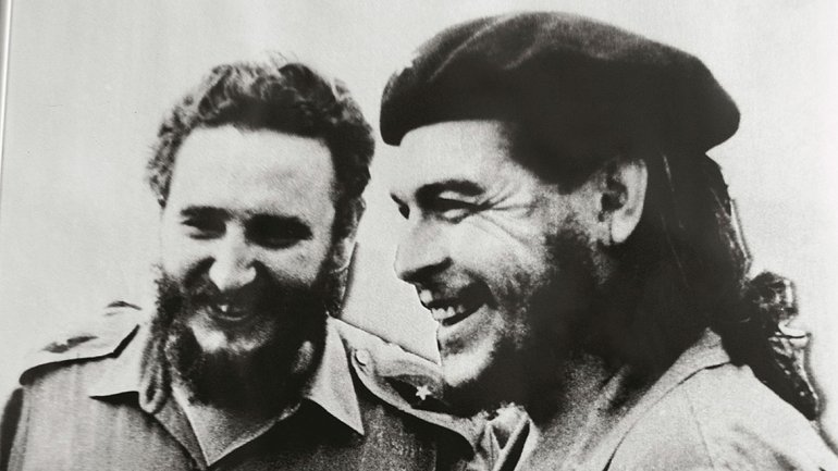 Fidel Castro y Ernesto Guevara