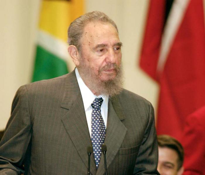 Fidel Castro: “La salud humana puede ser mercancía”