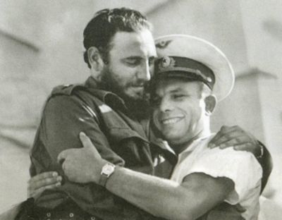 Fidel Castro: “No podrán jamás ponernos de rodillas”