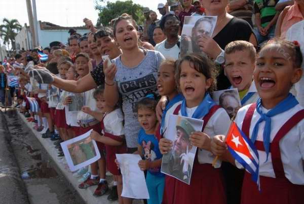 Guáimaro, los niños acuden a la cita con la Patria Foto: Otilio Rivero