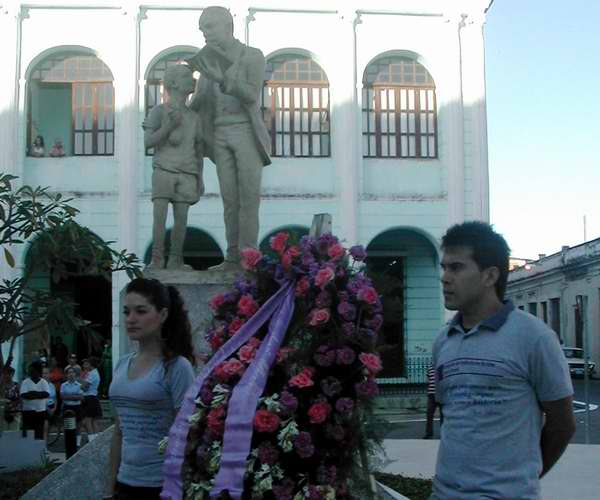 Camagüeyanos evocan la impronta del Héroe Nacional de Cuba