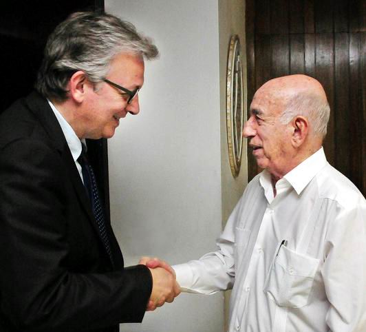 Cuba: Machado Ventura Receives French Communist Party delegation