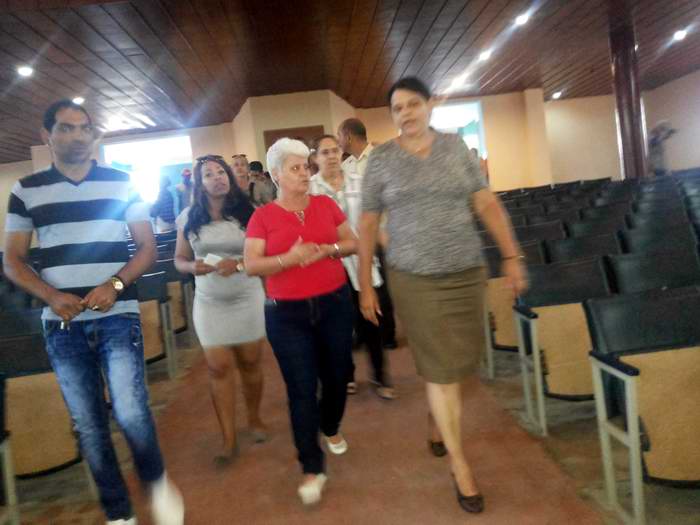 Saludan en La Habana Aniversario 59 del Triunfo de la Revoluci�n Cubana. Foto: Carlos Serpa 