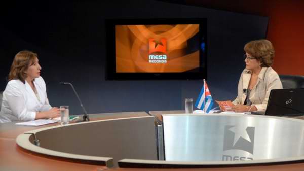 Arleen Rodríguez Derivet conduce la Mesa el mundo a mitad de semana que en este 4 de julio llevó a Doris Soliz Carrión, ministra de Inclusión Económica y Social de Ecuador. Arleen Rodríguez Derivet conduce la Mesa el mundo a mitad de semana que en este 4 de julio llevó a Doris Soliz Carrión, ministra de Inclusión Económica y Social de Ecuador.