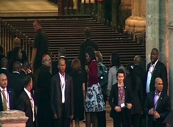 Cardenal Jaime Ortega recibe a Barack Obama en la Catedral de La Habana. Foto: Twitter Radio Rebelde Cardenal Jaime Ortega recibe a Barack Obama en la Catedral de La Habana. Foto: Twitter Radio Rebelde