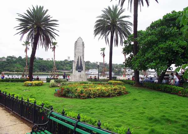 Parque a los Marinos mercantes ubicado en el municipio Habana Vieja, Cuba. Foto: Abel Rojas.