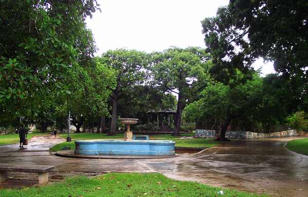 Parque Víctor Hugo en el municipio Plaza de la Revolución, La Habana, Cuba. Foto: Abel Rojas.