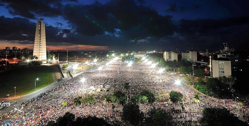 Acto de masas en honor a Fidel. Foto: Raúl Pupo